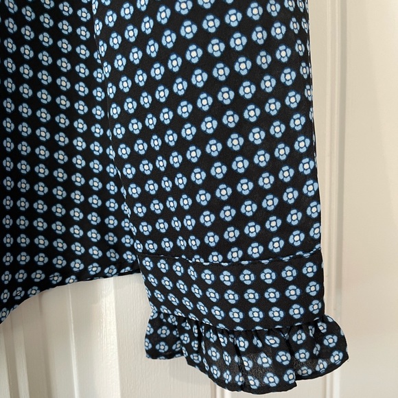 Who What Wear Ruffle Printed Blouse - Picture 5 of 6